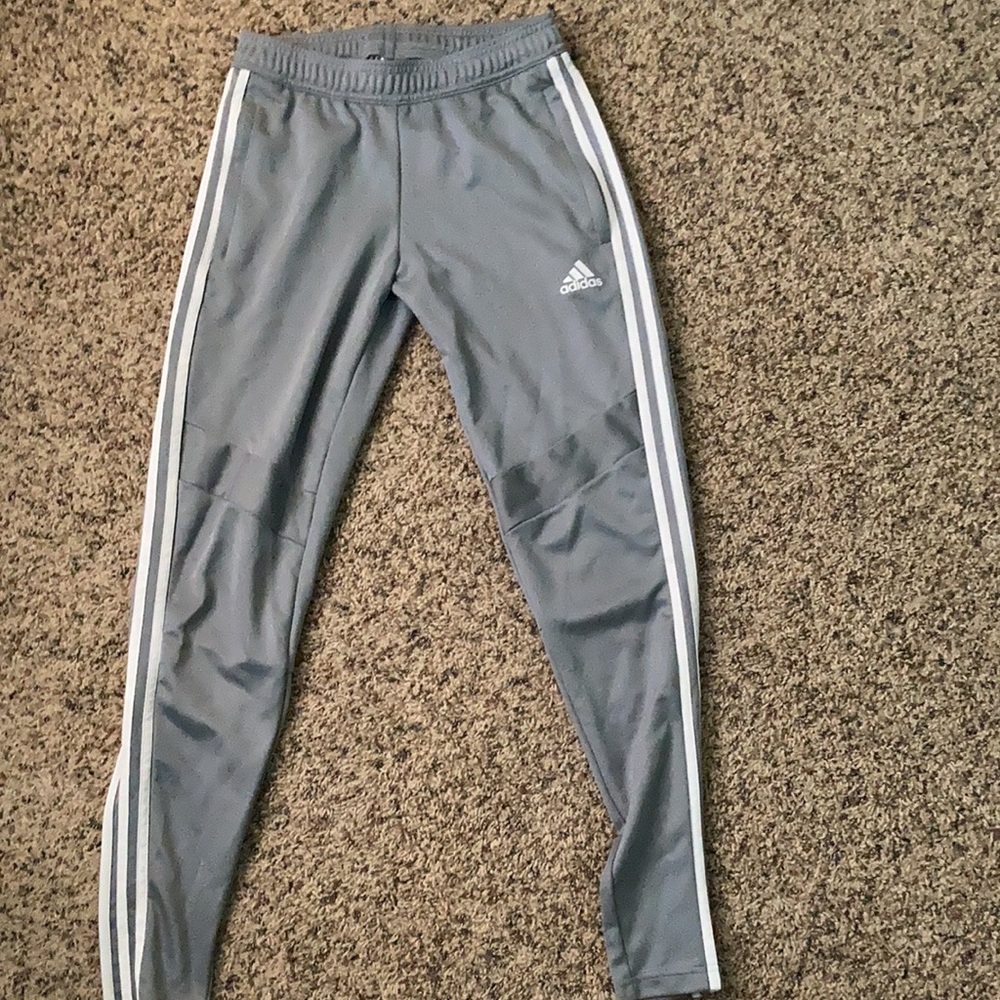 Gray Adidas Sweatpants Women’s Small